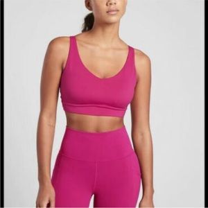 Athleta pink fuchsia solace bra D-DD+